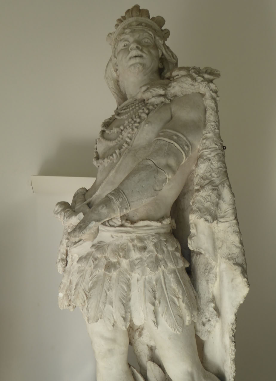 Estátua de Peri de I. Guarany na Villa Gomes, Itália. Foto A.A.Bispo