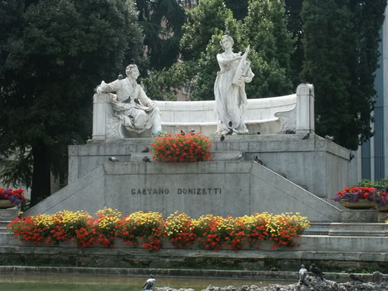 Monumento a Donizetti, Bergamo. Foto A.A.Bispo
