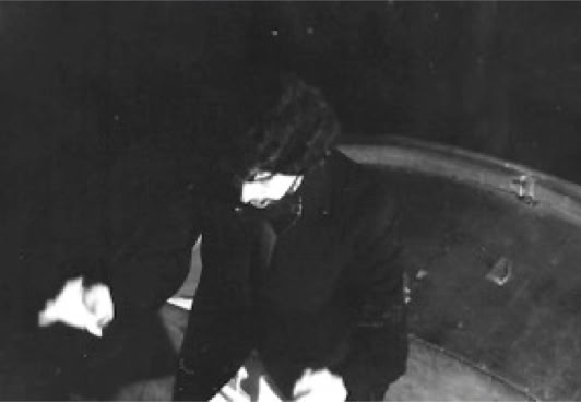 A.A.Bispo regendo concerto de obras de Elias Alvares Lobo e Manoel dos Passos em S. Paulo 1974. Copyright